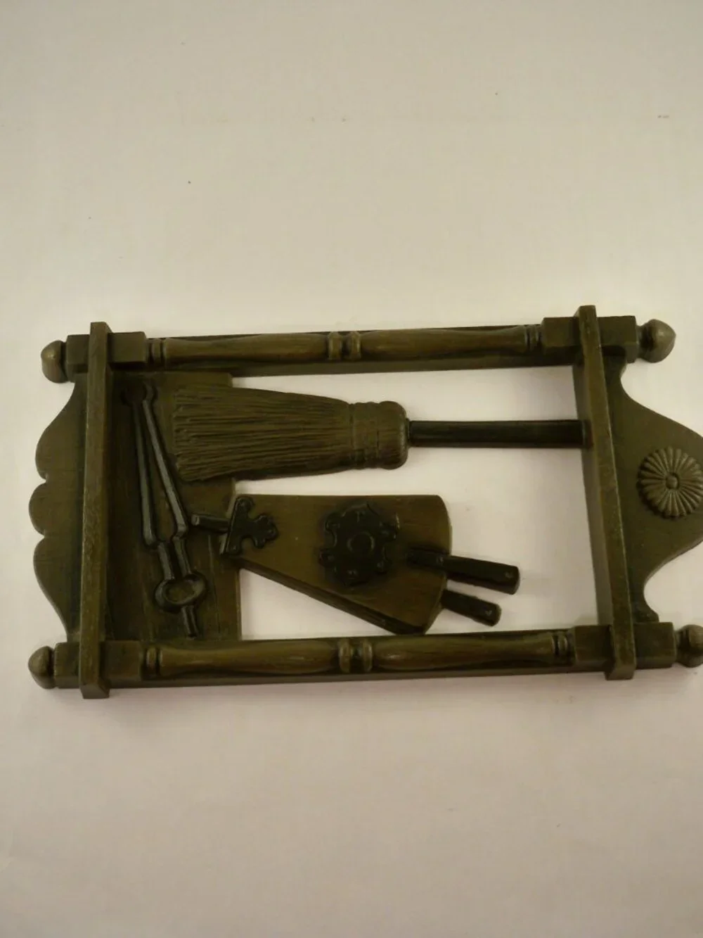 4 Homco Early American Plastic Wall Decor